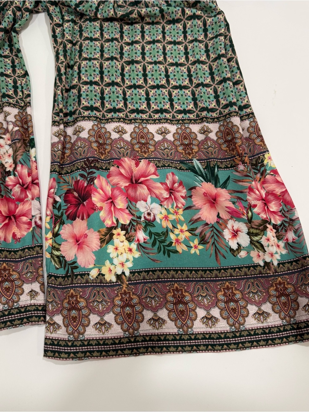 FARM Rio x Anthropologie "Honolulu" Geo Floral Wide Leg Jumpsuit Size Small - Picture 7 of 12